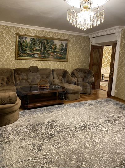 3-к. квартира, 130 м², 3/4 эт.