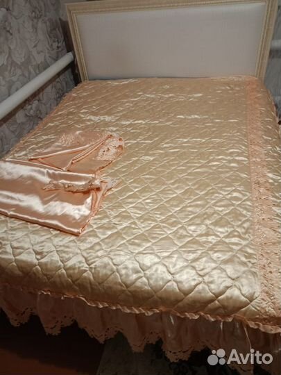 Комплект шторы и покрывало