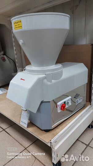 Овощерезка Robot coupe CL50 220в