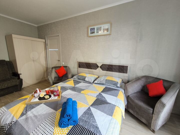 1-к. квартира, 42 м², 3/15 эт.