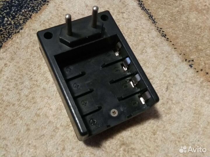 Зарядное устройство аа R6