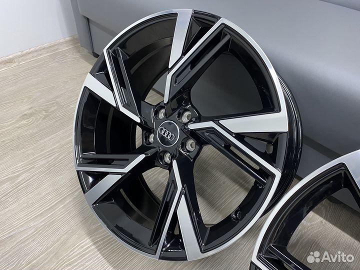 Диски r19 5x112 Audi RS новые