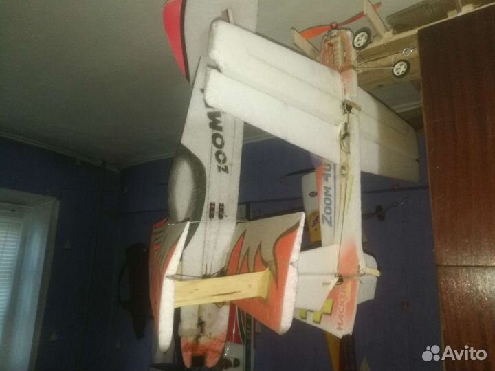 Радиоуправляемый самолет