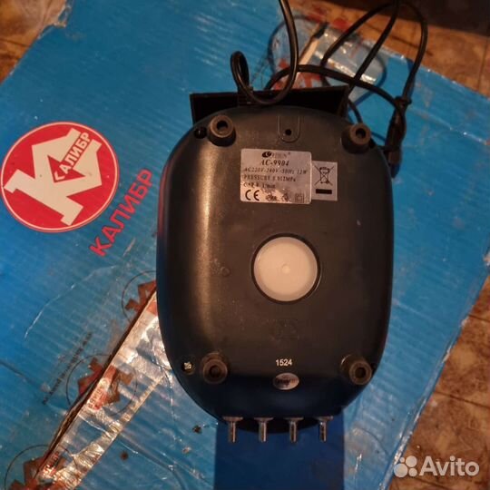 Продам компрессор для аквариума четырёх канальный