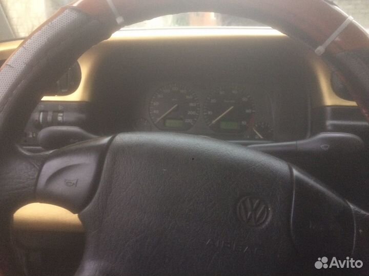 Volkswagen Vento, 1993