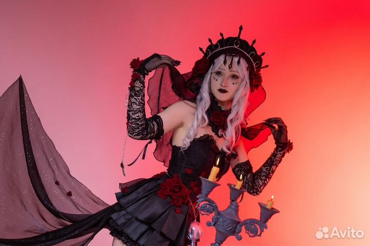 Косплей на Аду Месмер (психолога) из идентити 5