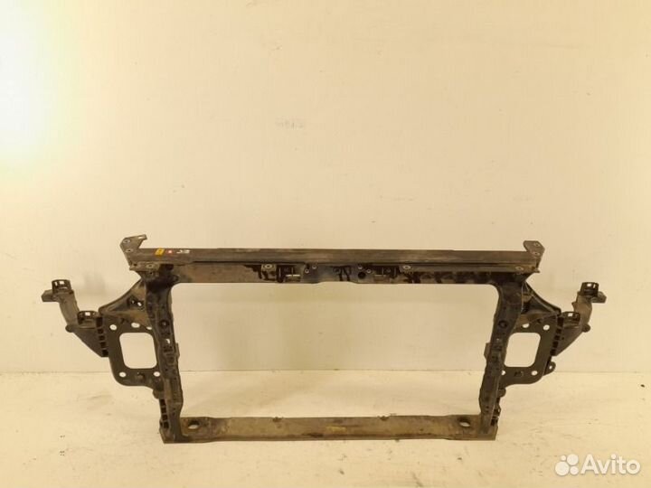 Панель передняя (телевизор) передний Kia Cerato 4