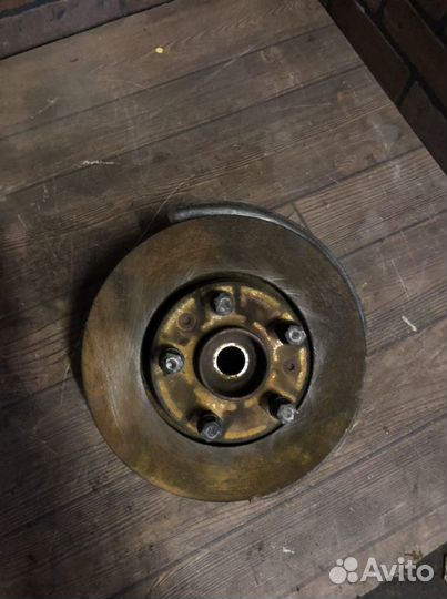 Поворотный кулак Рено Флюенс