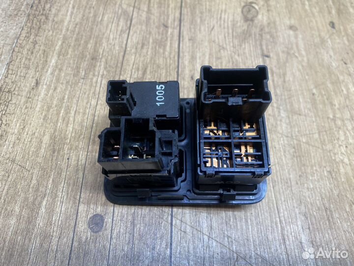 Блок света, зеркал Nissan Almera N16