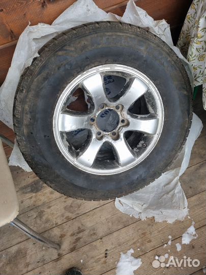 Колесо с диском на Toyota Prado 120