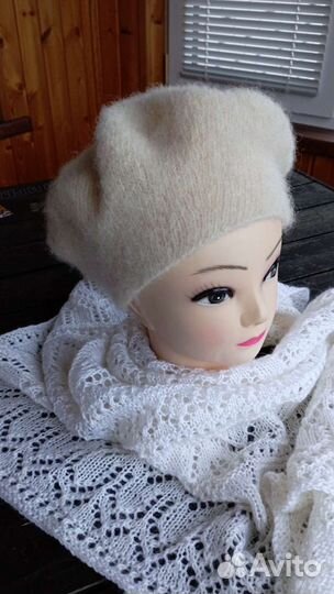 Берет вязаный валяный