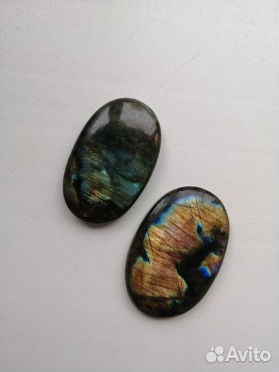 Кабошоны лабрадоритов