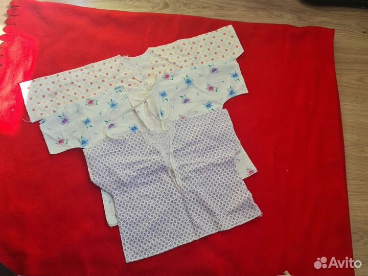 Одежда для детей СССР распашонки чепчики