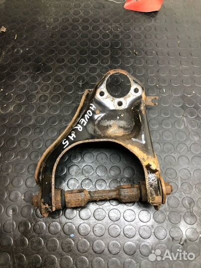 Рычаг верхний левый от hover H5 2014г