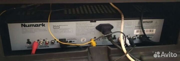 Сдвоенный DVD/CD Numark DVD01 с кейсом SKB