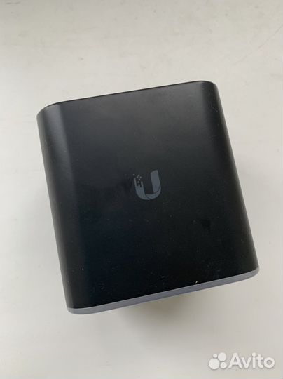 Ubiquiti AirCube AC роутер