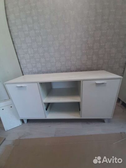 Стенка в гостиную новая