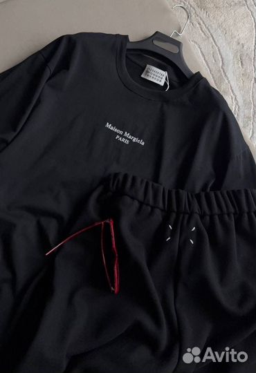 Топовая футболка Maison Margiela