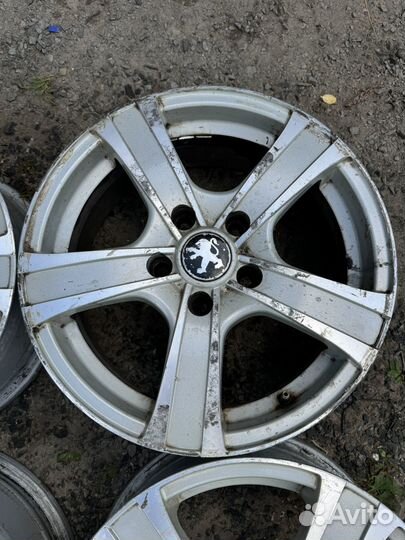 Диски r16 5x114.3 Lancer X,Kia Cerato,Peugeot 4008