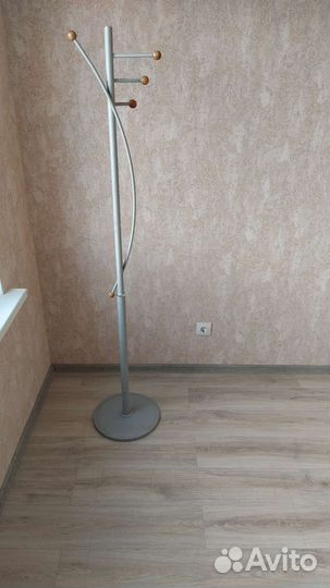 Вешалка для одежды напольная бу