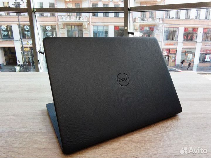 Стильный ноутбук Dell на i3 i5