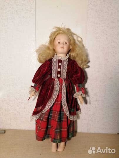 Кукла фарфоровая коллекционная большая