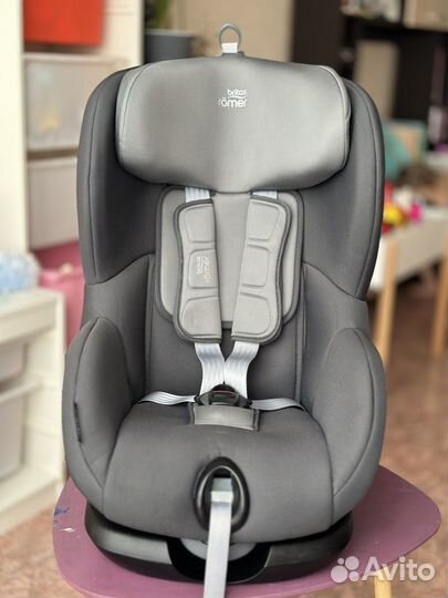 Автокресло britax romer trifix2 i size