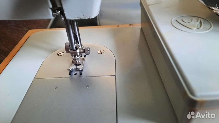 Швейная машинка чайка 143 электрическая от сети