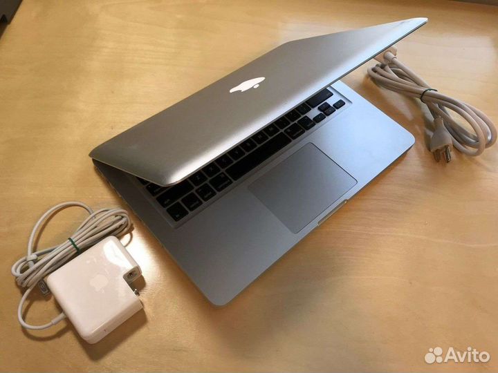 MacBook Pro 13 i5/8GB/SSD