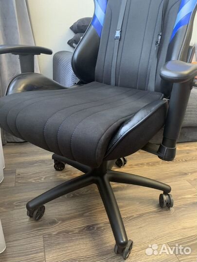 Компьютерное игровое кресло Aero Cool Alfa 1