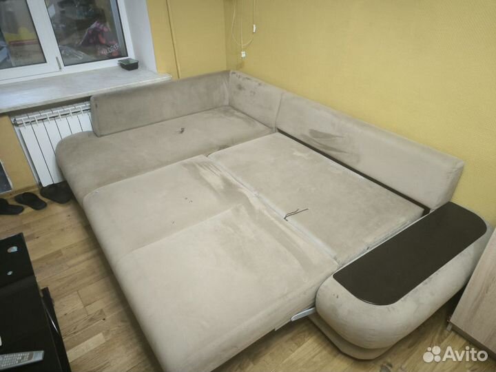 Диван угловой бу