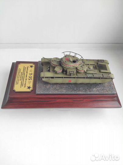 Сувенирная модель танка Т-35