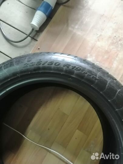 Pirelli P Zero 235/50 R19 W