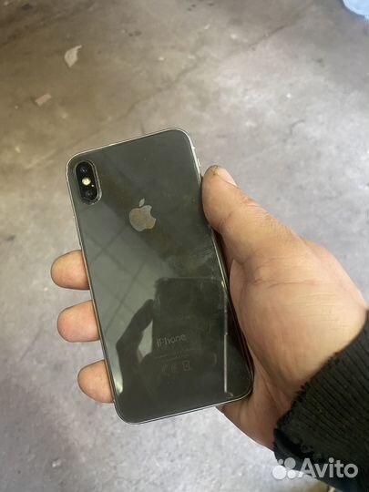 iPhone X, 256 ГБ