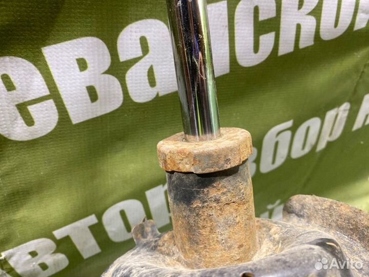 Стойка подвески передняя левая Mazda Mazda3 BK