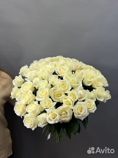 Цветы розы и букеты с доставкой белые розы