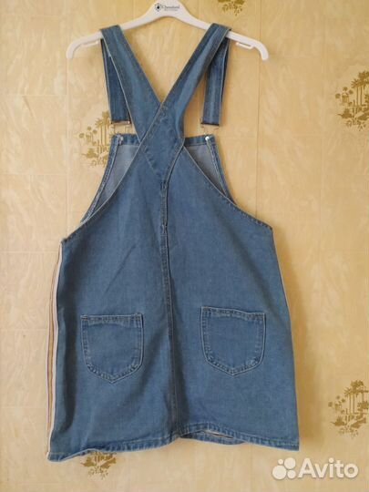 Женский джинсовый комбинезон