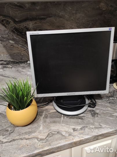 Монитор для компьютера