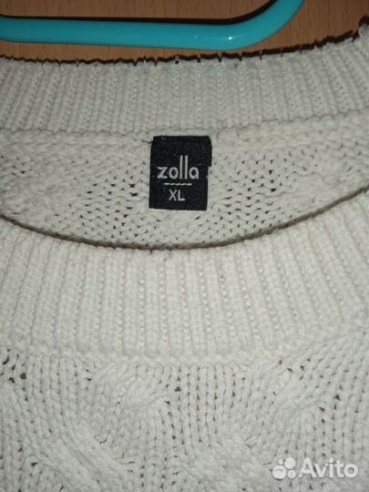 Объемный свитер женский