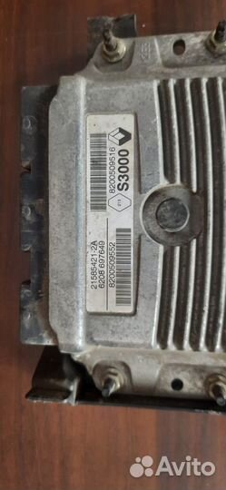 Блок управления двс 8200509516 Renault Scenic 2