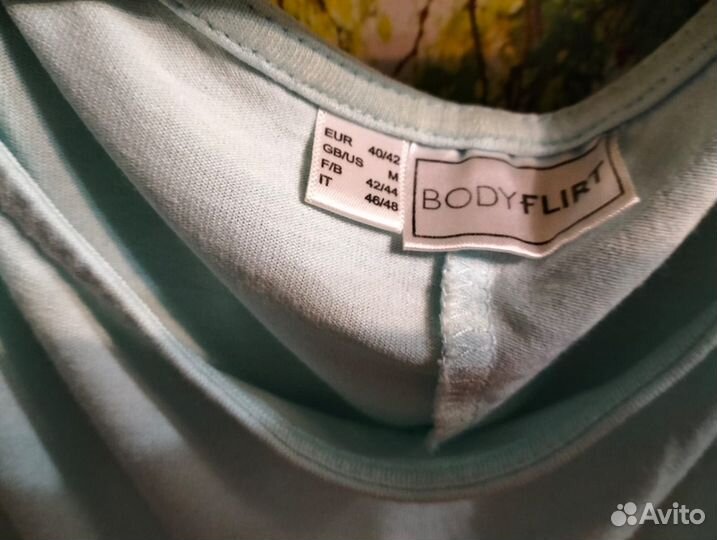 Футболка мятного цвета Bonprix р.50