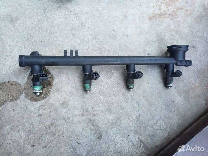 Форсунки 1.8 бензин Renault Laguna 2