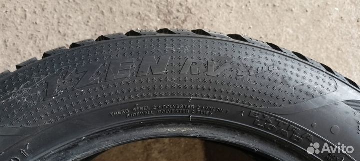 Kumho I'Zen RV Stud KC16 235/55 R18