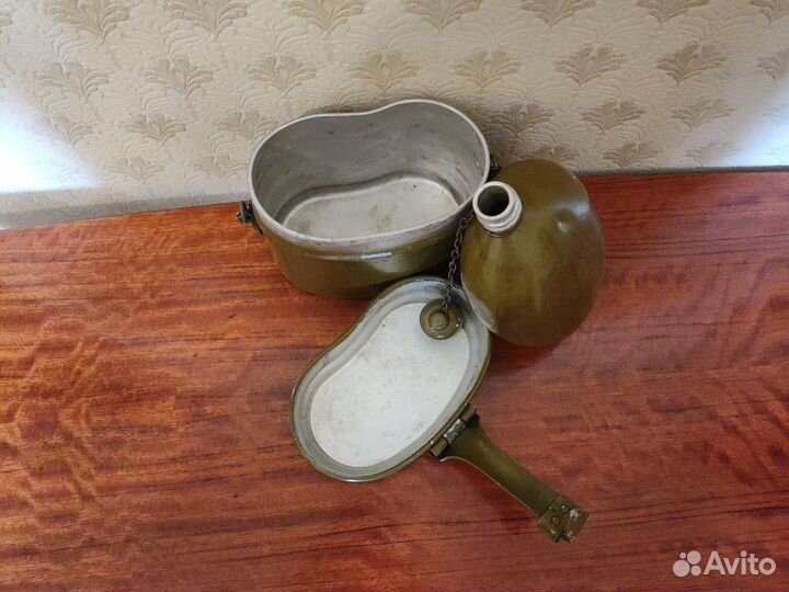 Котелок и фляжка армейские СССР