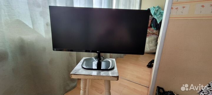 Монитор lg