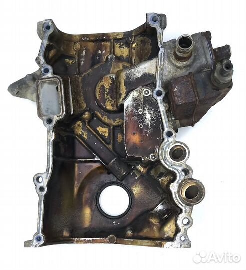 Ниссан PickUp Крышка двигателя передняя