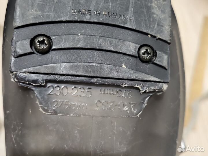 Горнолыжные ботинки детские 23