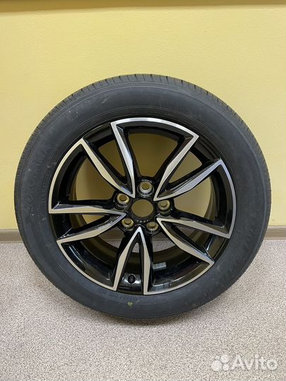 Колесо на toyota camry 215/55/17