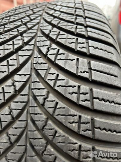 Goodyear Vector 4Seasons Gen-3 205/55 R16