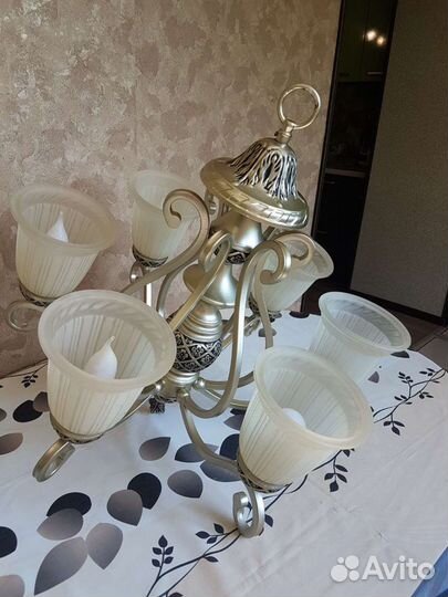 Люстра потолочная бу